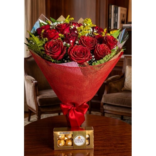 Buquê 12 Rosas e Ferrero Rocher