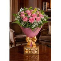 Buquê 12 Rosas e Ferrero Rocher